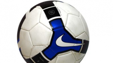 Ghiceste scorul la Unirea Alba-Iulia - Rapid si poti cistiga o minge NIKE originala!