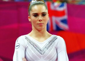 #metoo » Mărturie cutremurătoare a gimnastei medaliată la JO: "M-a molestat de la 13 ani până când m-am retras! Mi-a dat o pastilă să dorm în avion și m-am trezit cu el în cameră. Îmi dădea «tratamentul». Am crezut că mor"