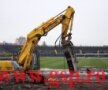 VIDEO / Legendarul stadion "Ilie Oană" din Ploieşti este demolat! Aici a pierdut Liverpool