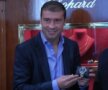Lucian Bute a primit cadou un ceas de peste 5.000 de euro!