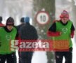 FOTO / Dinamoviştii au fost încurcaţi de zăpadă la antrenamentul de azi