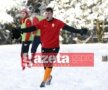 FOTO / Dinamoviştii au jucat fotbal printre nămeţii de la Poiana Braşov