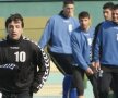 Florentin Dumitru s-a reapucat de fotbal » "Micul Beckham" e coleg cu Odoroabă