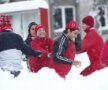 Vezi o galerie foto cu bucuria în zăpadă a micilor dinamovişti!