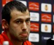 FOTO / Mascherano s-a plictisit la conferinţa lui Liverpool