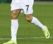 Cristiano Ronaldo e răsfăţat de Nike » Trage cu flacăra violetă