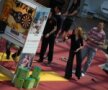 Spectacol la concursul de darts din Bucureşti!