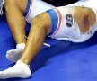 Imagine dureroasa, cu gamba ciclistului strapunsa de aschie