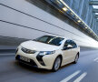 Opel Ampera a fost lansat în premieră mondială la Geneva. Este un model electric cu autonomie extinsă, fiind primul autovehicul din Europa potrivit utilizării zilnice fără teama de a rămîne în drum cu bateria descărcată