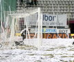 Coregrafie sud-americană cu sute de role de hîrtie înaintea derby-ului Rapid-Dinamo!