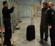 La aeroport, Cigrinski s-a pozat cu un poliţist ce seamănă cu Guardiola