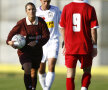 FOTO » Fetele au luat faţa arbitrilor! Cristina Dorcioman, delegată la o semifinală a Ligii Campionilor la fotbal feminin