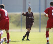 FOTO » Fetele au luat faţa arbitrilor! Cristina Dorcioman, delegată la o semifinală a Ligii Campionilor la fotbal feminin