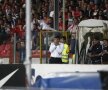 Borcea a făcut o criză de nervi la meciul din penultima etapă a sezonului 2008/2009, din "Ştefan cel Mare", Dinamo - FC Braşov 0-2, cînd "cîinii" au pierdut titlul