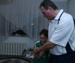 Bunicul Ştefan şi nepotul Ştefan, pe vremea cînd primul îi povestea celui mic despre isprăvile sale de fotbalist