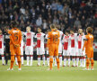 FOTO & VIDEO Meci caritabil la Amsterdam » Ajax strînge bani pentru victimele dezastrului din Japonia