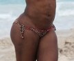 Lebăda neagră :D Serena Williams dansează pe plajă!