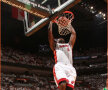 FOTO! Miami Heat sărbătoreşte cu fanii moartea lui Osama bin Laden