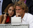 Forlan și prietena lui s-au bucurat de spectacolul de la Madrid. foto: reuters