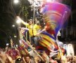 Fanii catalanii au sărbătorit pînă dimineaţă cîştigarea celui de-al treilea titlu consecutiv