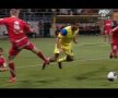 Minutul 4: Penalty refuzat Stelei de cuplul Avram-Nagy