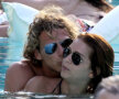 GALERIE FOTO » Forlan şi iubita sa, cel mai hot cuplu al verii!