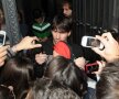 Lionel Messi a avut parte de un moment neplăcut în timp ce dădea autografe în orașul natal (sursa foto: lacapital.com.ar)