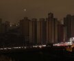 Furtuna care a lovit Sao Paolo a lăsat arena Pacaembu în beznă de două ori Foto: AE
