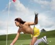 FOTO "Iepuraşii" Playboy au dat-o pe golf