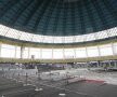 Organizatorii galei "Campion pentru România" au început să amenajeze Pavilionul Central de la Romexpo pentru evenimentul din 9 iulie, în paralel cu ridicarea tribunelor, începînd şi demontarea cupolei.
