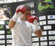 Boxerul Lucian Bute efectueaza un antrenament public la AFI Palace Cotroceni, in Bucuresti. Bute va boxa, pe 9 iulie 2011, la Romexpo, impotriva lui Jean Paul Mendy pentru a pastra centura mondiala IBF la categoria supermijlocie. 5.07.2011