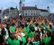 Aproape 400 de sibieni au sărbătorit în stradă promovarea Voinţei în Liga 1