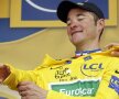 Thomas Voeckler îmbracă tricoul galben (Foto: reuters)