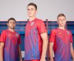 Steaua şi-a prezentat noul echipament » Tricouri ca o clădire de 800 de metri!