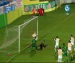 Faza in care Mendy scoate mingea cu mina din drumul spre poarta (captura DigiSport)