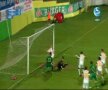 Faza in care Mendy scoate mingea cu mina din drumul spre poarta (captura DigiSport)