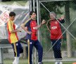 Antrenament efectuat la Rimini de cei 21 de fotbalişti români convocaţi de Victor Piţurcă la prima acţiune după ce a preluat pentru treia oară echipa naţională