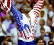 Earvin “Magic”
Johnson. Unul dintre
giganții baschetului
mondial a rezistat în
fața necruțătoarei
maladii. Și a ajutat
mulți alți oameni atinși
de virusul HIV