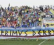 Cele două galerii au făcut spectacol la Petrolul - Rapid