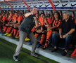 Mircea Lucescu a dat indicatii la filmarile videoclipullui cantaretei Gaitana