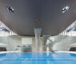 London Aquistics Center este gata cu un an înaintea Jocurilor Olimpice. foto: designboom.com