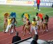 O trupă de samba a încins atmosfera înainte de meci