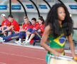 O trupă de samba a încins atmosfera înainte de meci