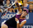 Samantha Stosur  se bucură după un punct smuls Mariei Kirilenko Foto: Reuters