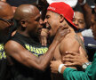 Floyd Mayweather Jr și Victor Ortiz au făcut spectacol la cîntarul oficial  foto: reuters