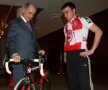 Bicicleta trimisă de Nicolae Badea lui George Copos. Rapidistul s-a plîns că i-a fost luată înapoi, pe motiv că e prea scumpă, fiind de concurs, vreo 3.000 de euro