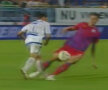 Captura din timpul meciului a surprins momentul în care piciorul lui Băcilă este rupt în două de intervenţia lui Gardoş