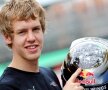 Vettel și casca sa personalizată cu poza lui Ayrton Senna