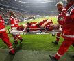Accidentări grave suferite de Huntelaar (Schalke) şi de Schweinsteiger (Bayern) Foto: Reuters