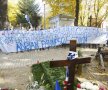 Fanii Craiovei au venit in Bucuresti pentru a-l omagia pe Adrian Paunescu